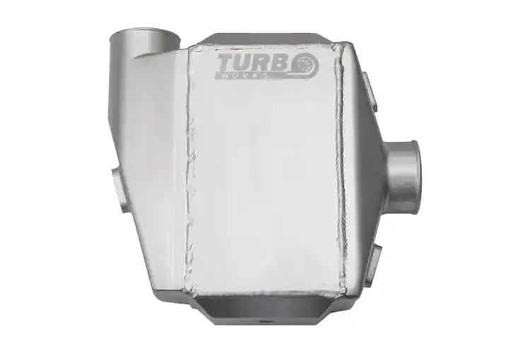 Produkt wysokiej jakości | TurboWorks Water Intercooler 150x255x115 3" 1x90° 1x0°